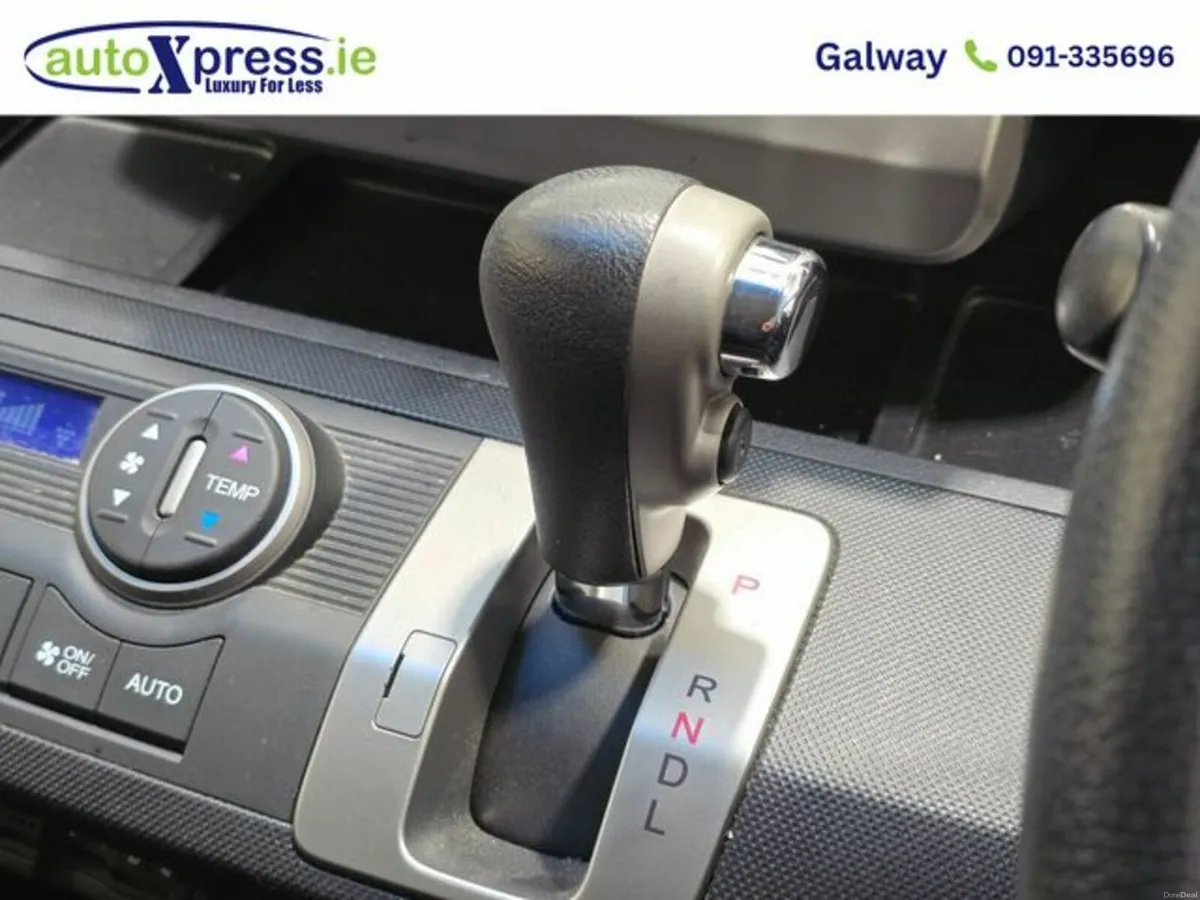 Honda Freed 7 SEATER 1.5 Petrol Auto, Reversing ca - Image 4