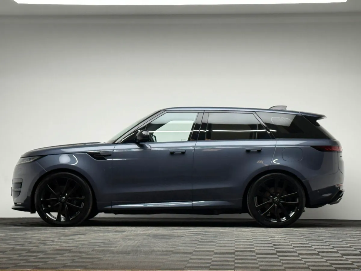 Land Rover Range Rover Sport DYNAMIC SE *PAN ROOF* - Image 4