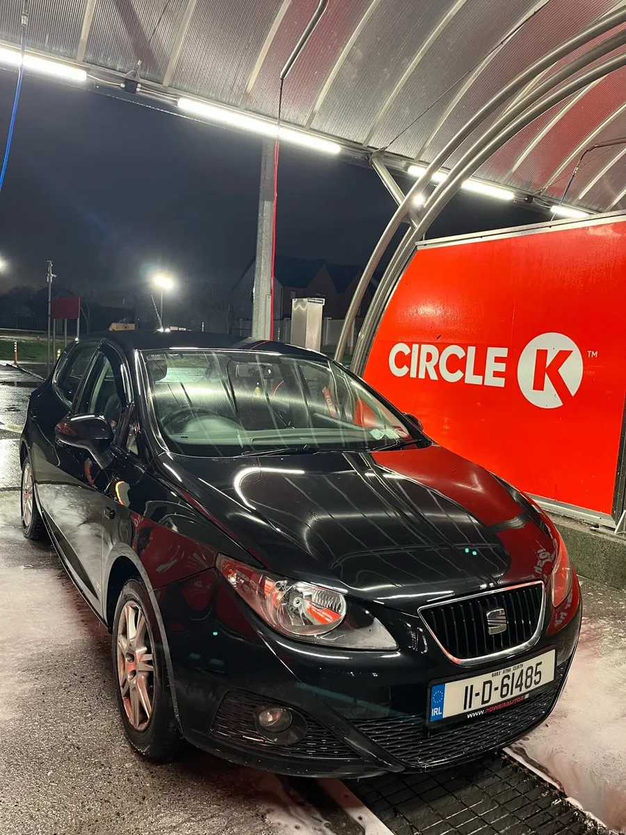 Seat Ibiza 2011||1.2L manual|| Apple Car Play - Image 1