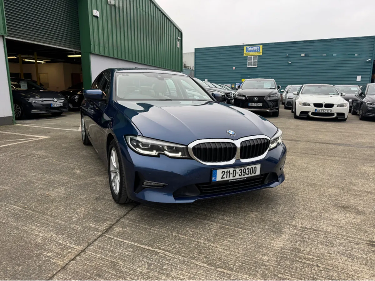 BMW 3-Series 330e SE PRO 4DR AUTO - Image 1