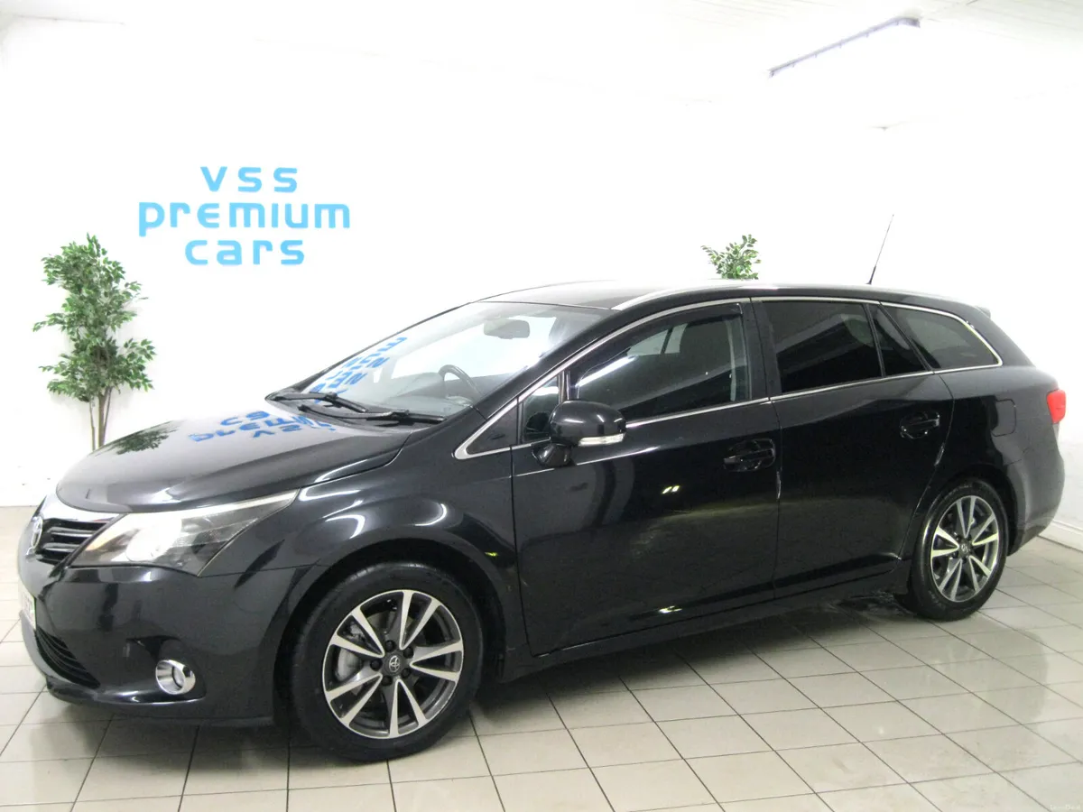 RARE AVENSIS ESTATE! NCT2/27! NEW TYRES! STUNNING! - Image 2