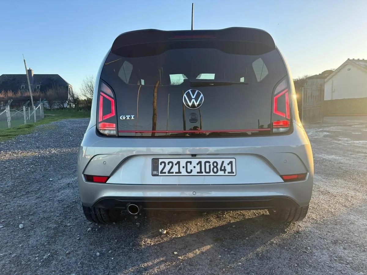 Volkswagen up!  GTI 2022 - Image 4