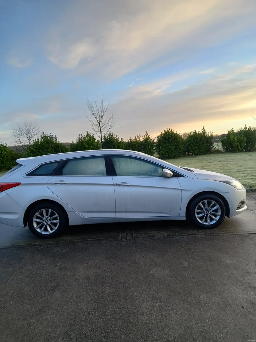 2015 Hyundai i40 Estate 1.7 Diesel - Image 1
