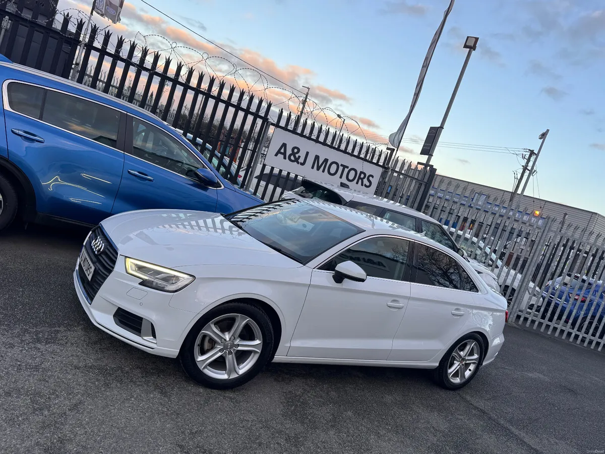 17 AUDI A3 SALOON AUTOMATIC LOW KLM - Image 2