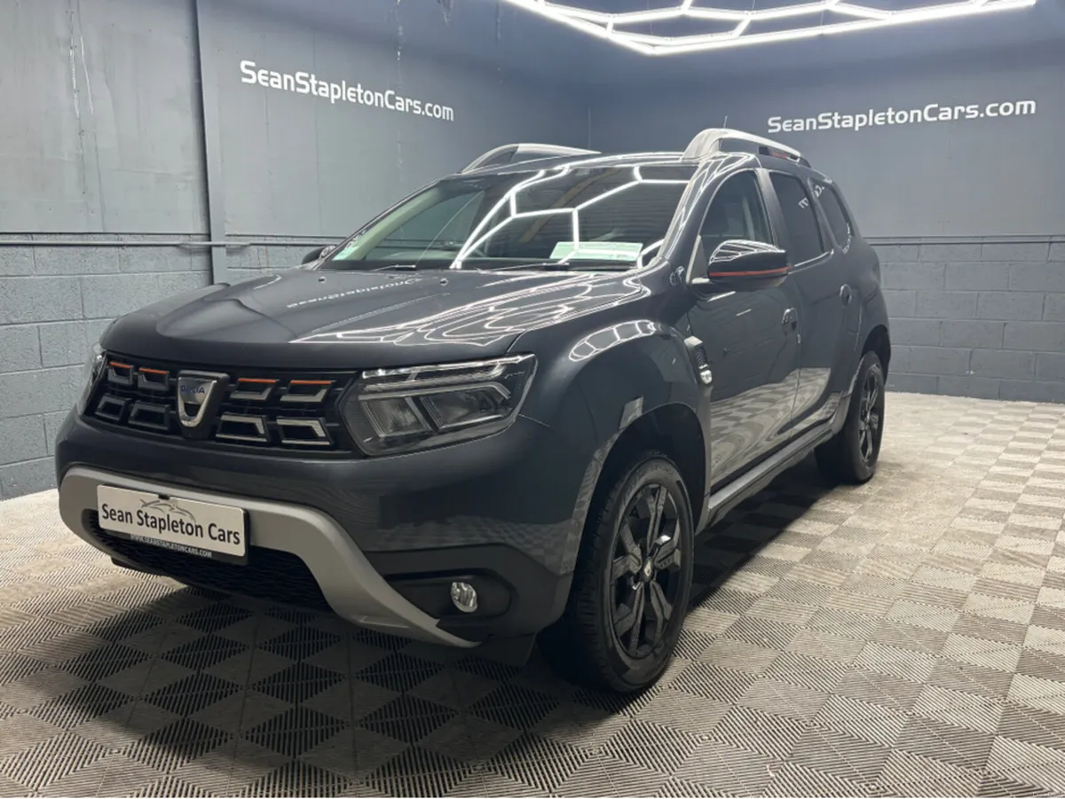 Dacia Duster SE EXTREME TCE 90 5DR - Image 1