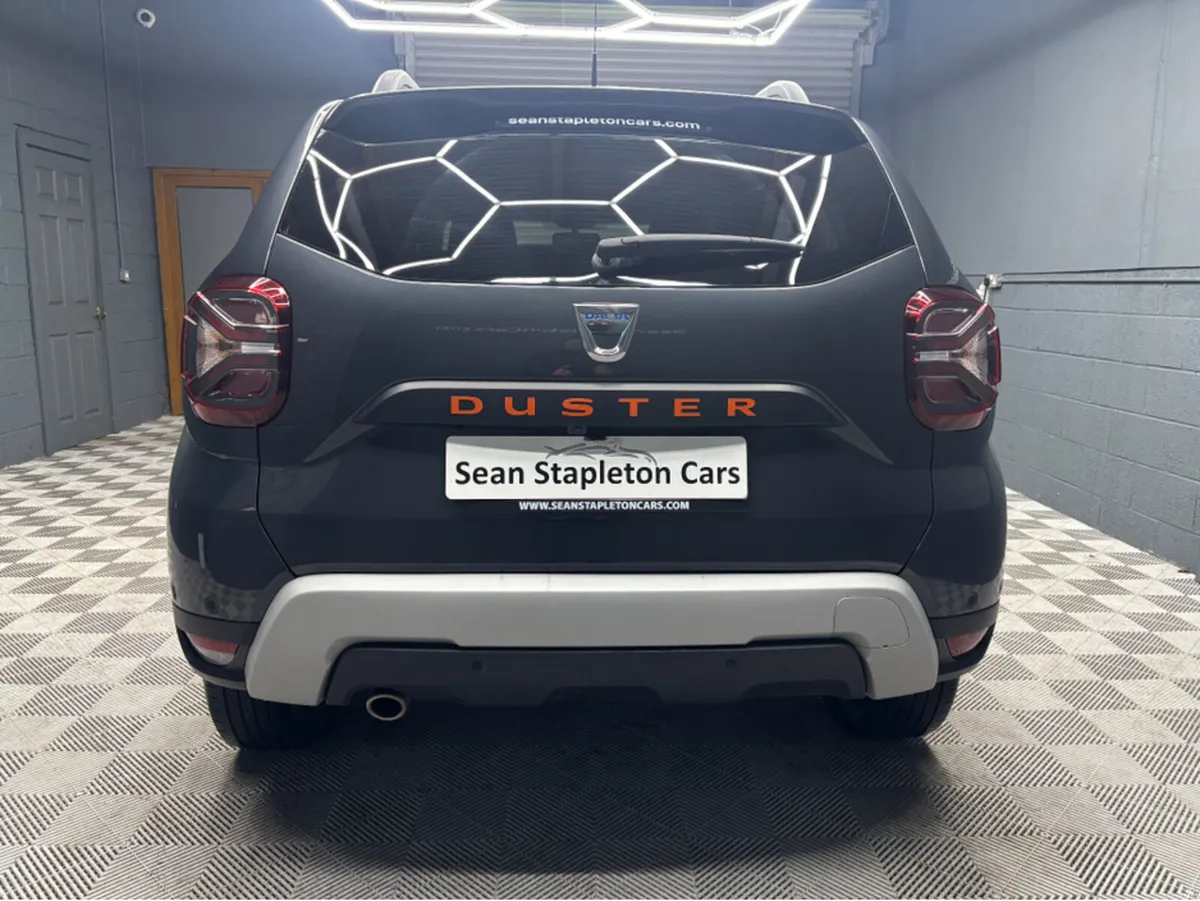 Dacia Duster SE EXTREME TCE 90 5DR - Image 4