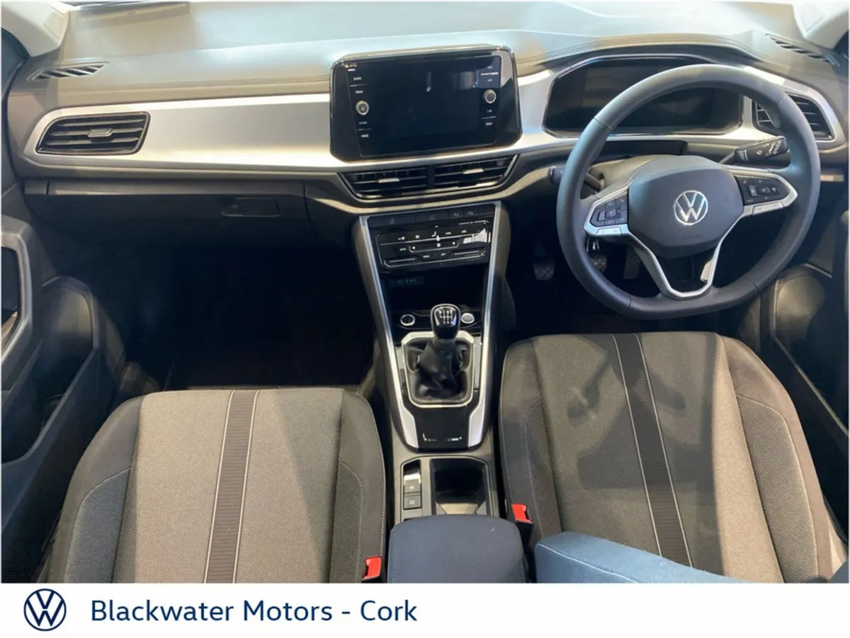 Volkswagen T-Roc 2.0TDI 116BHP EDITION 75 - Image 3