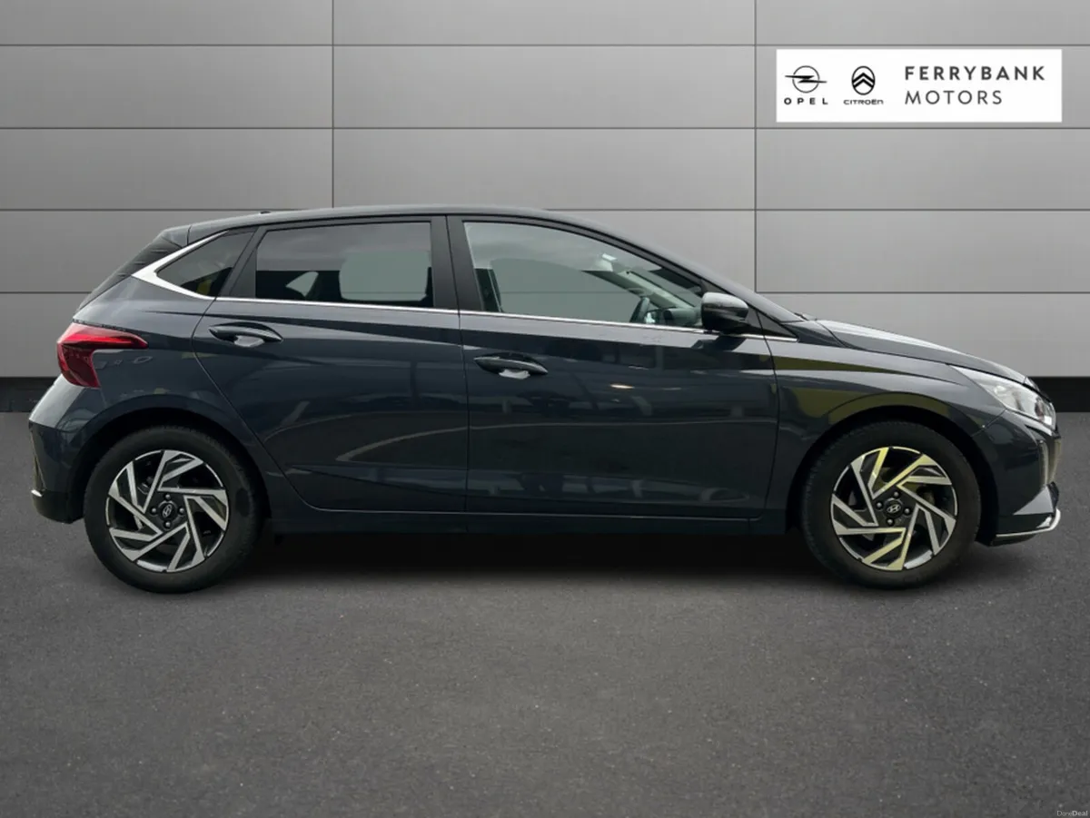 Hyundai i20 PLUS AUTOMATIC 5DR AUTO - Image 4