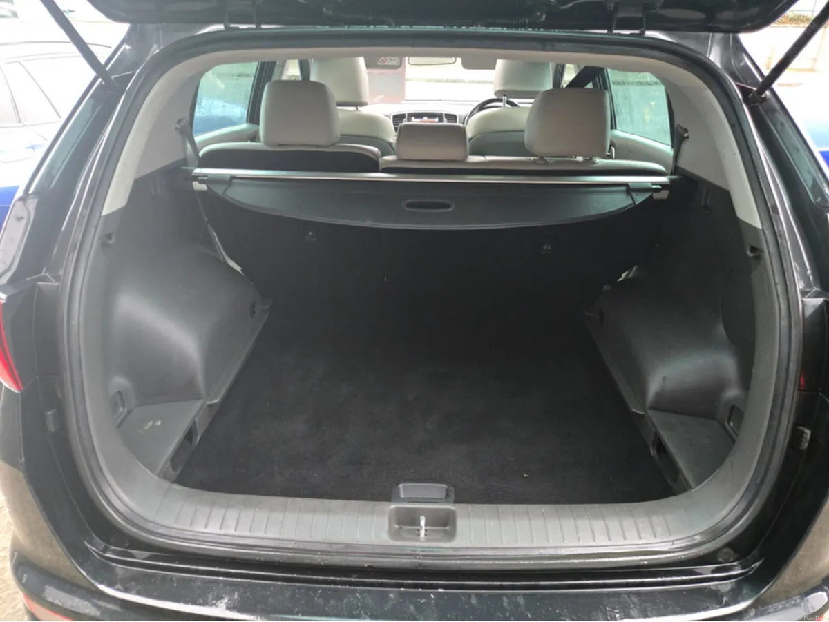 Kia Sportage 2.0 PLATINUM 4X4 5DR // ALL WHEEL DRI - Image 4