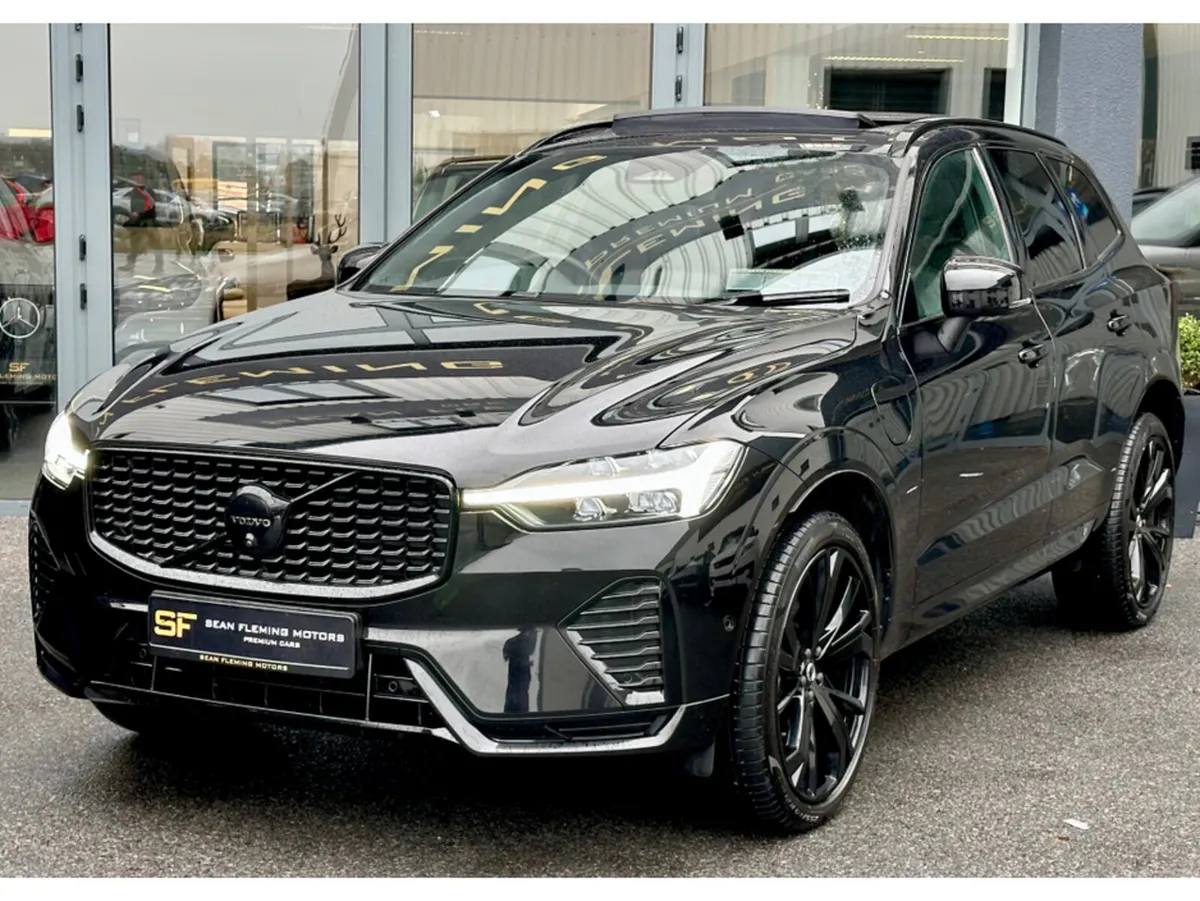 Volvo XC60 ++DUE SOON++ T6 BLACK EDITION - Image 2