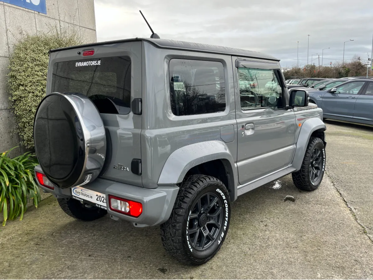 Suzuki Jimny LITTLE G SIERRA 4 SEAT AUTOMATIC 1.5 - Image 3