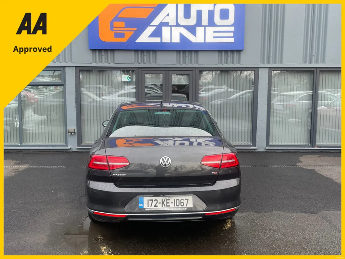Volkswagen Passat HIGHLINE 1.6 TDI MANUAL 6SPEED F - Image 4