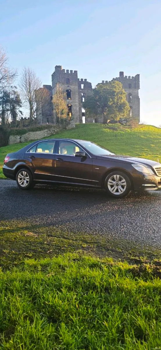 Eclass Mercedes - Image 1