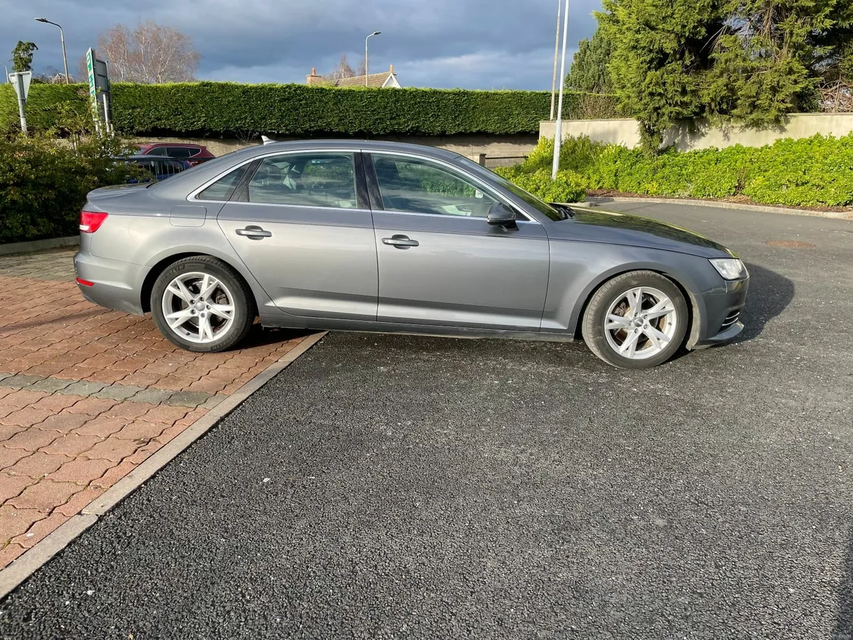 Audi A4 2018 - Image 4