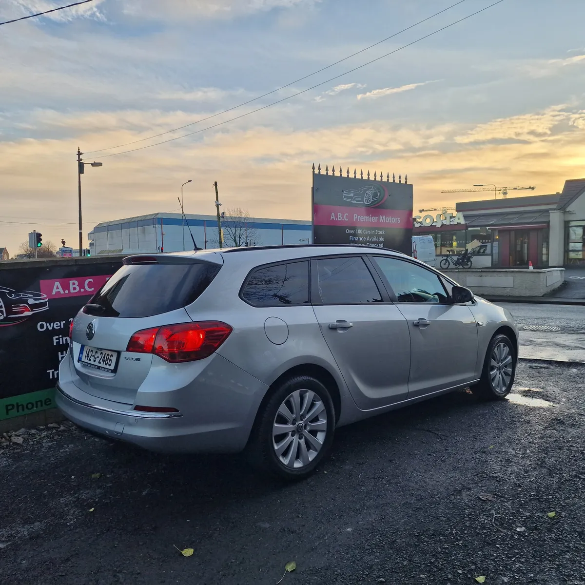 Opel Astra 2014 New Nct 02/27 - Image 3