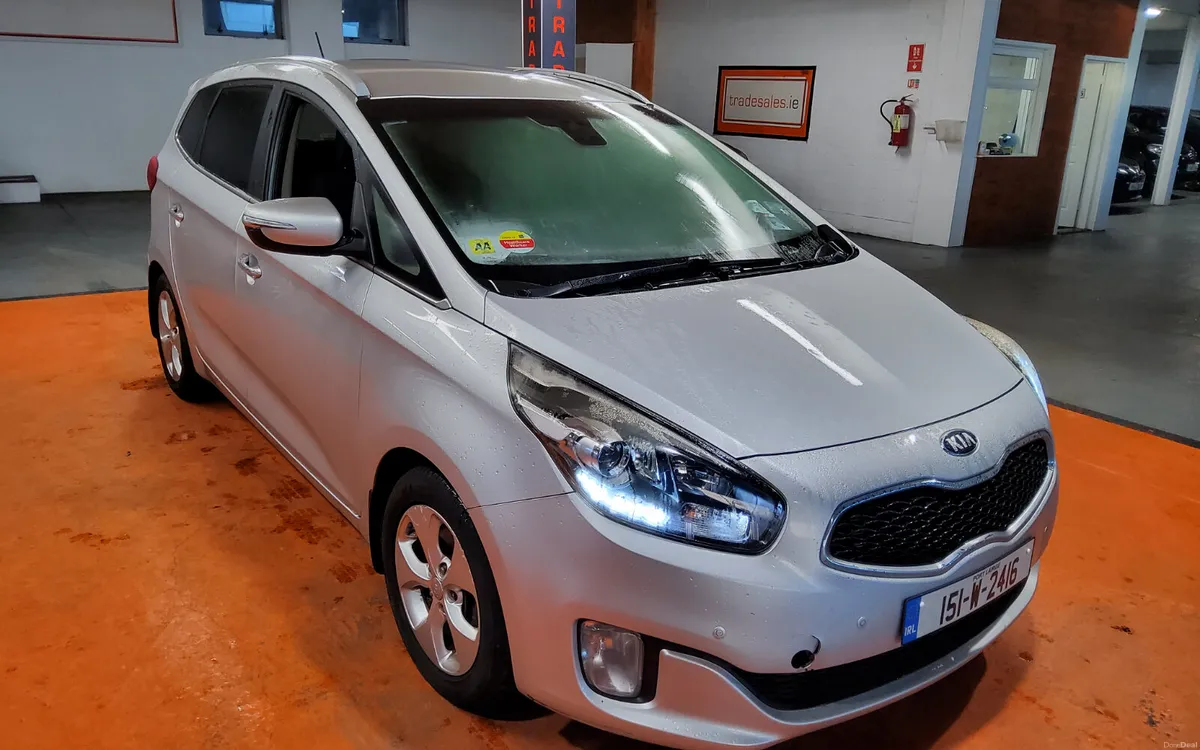 Kia Carens 2015 - Image 1