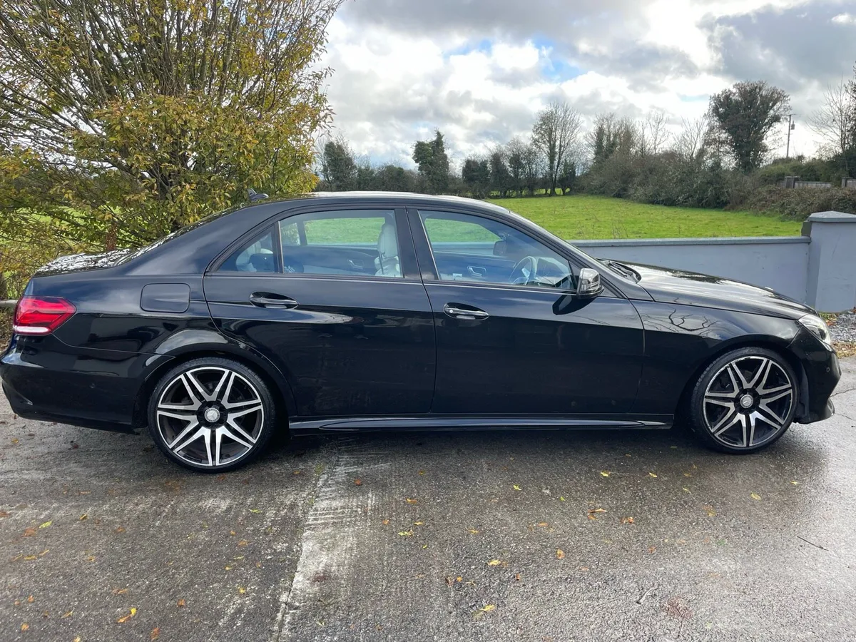 Mercedez E220 Bluetec AMG Night Edition - Image 1