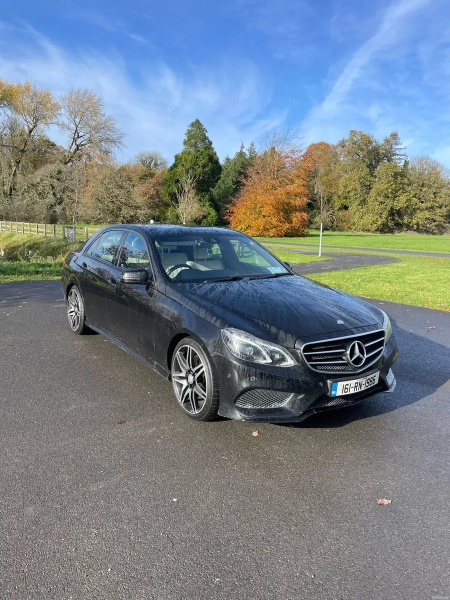 Mercedez E220 Bluetec AMG Night Edition - Image 3