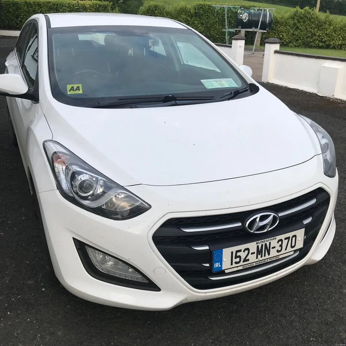 Hyundai i30 Deluxe - Image 2