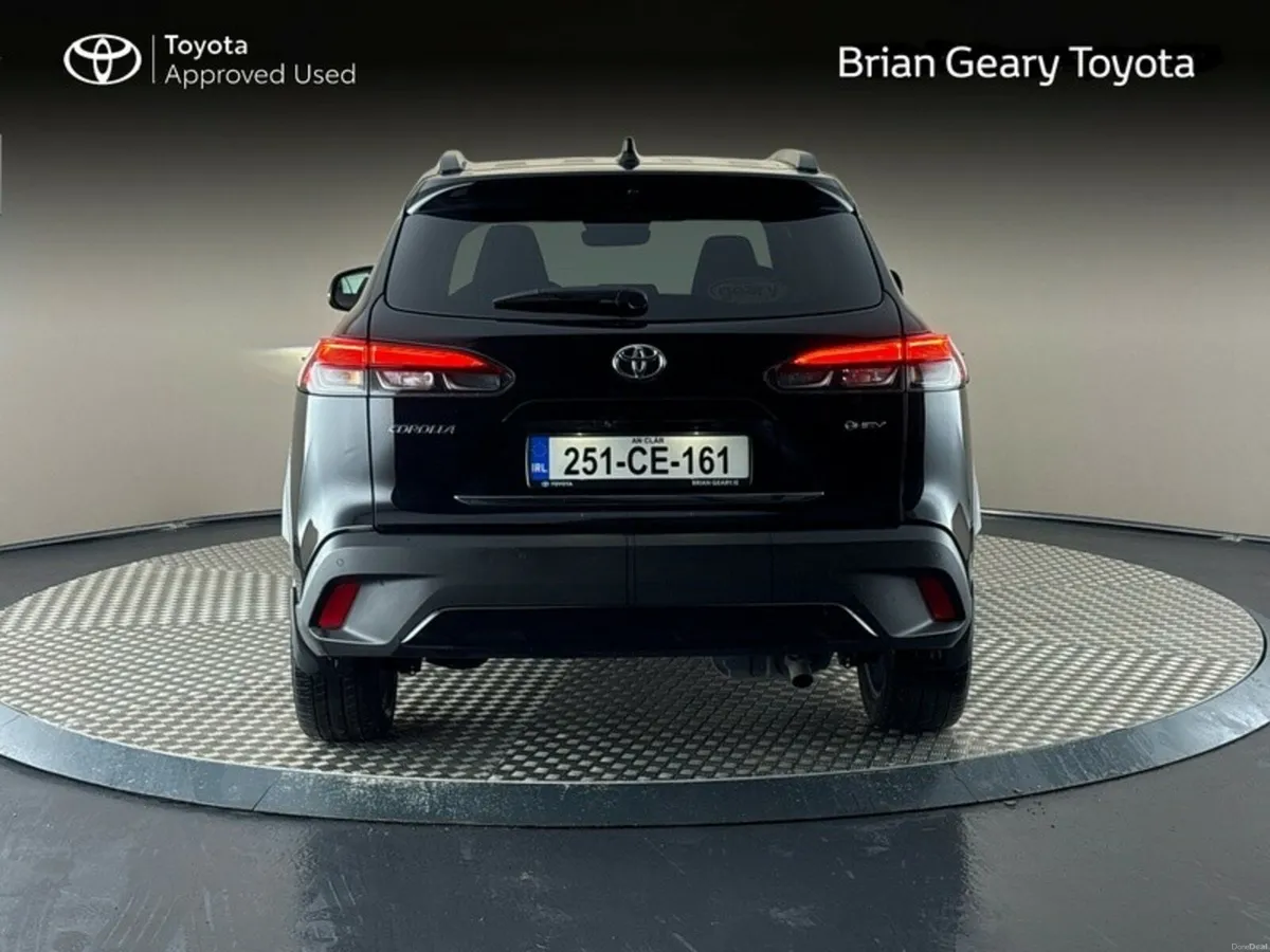 Toyota Corolla Cross HYBRID SPORT - Image 4