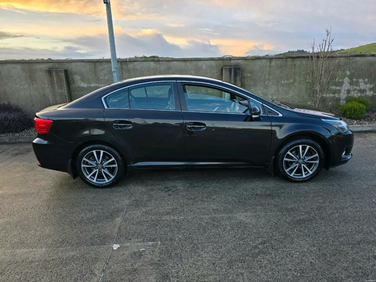 Toyota Avensis 2.0 D4D Taxed & Tested - Image 3