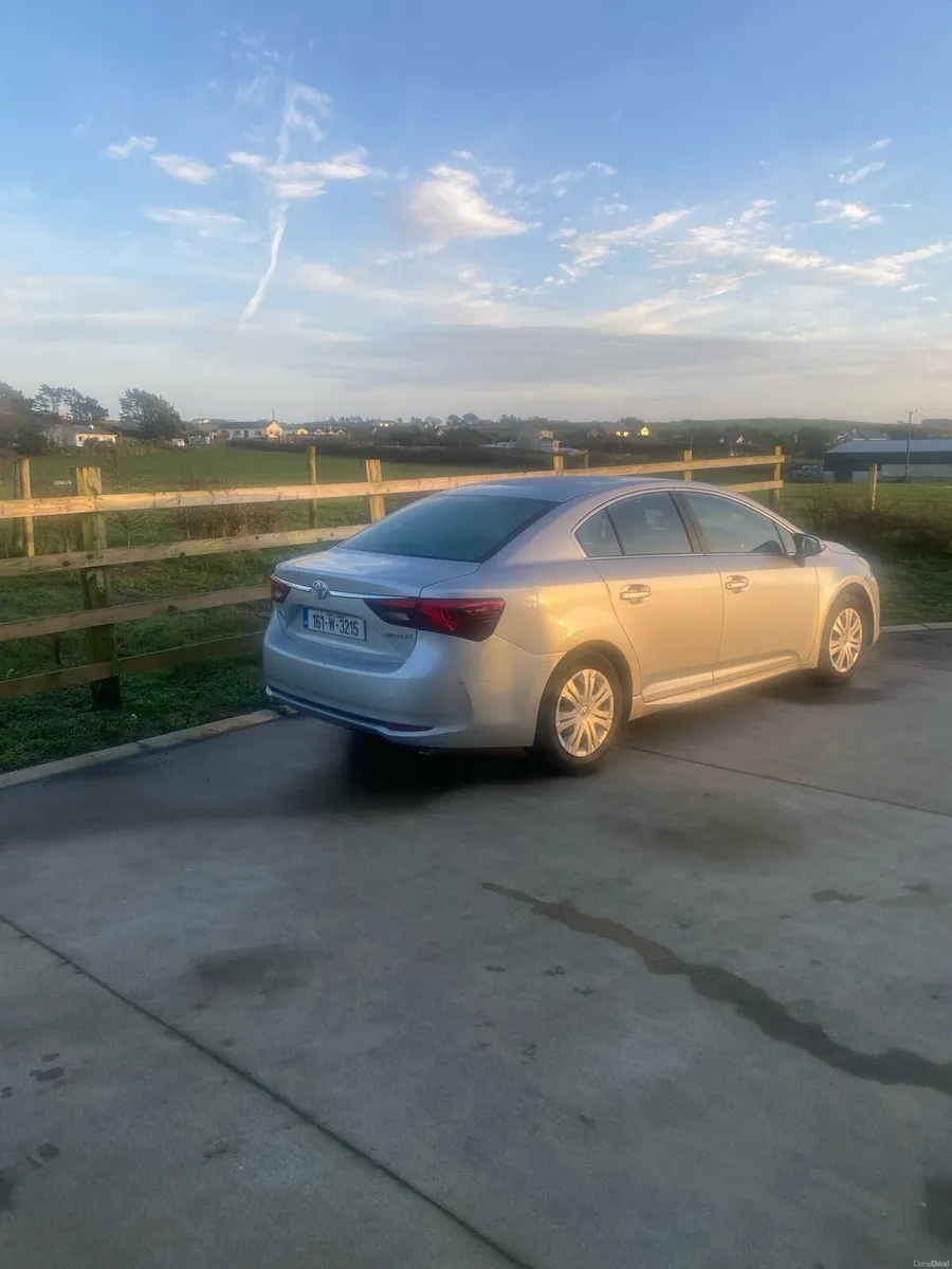 Toyota Avensis - Image 2