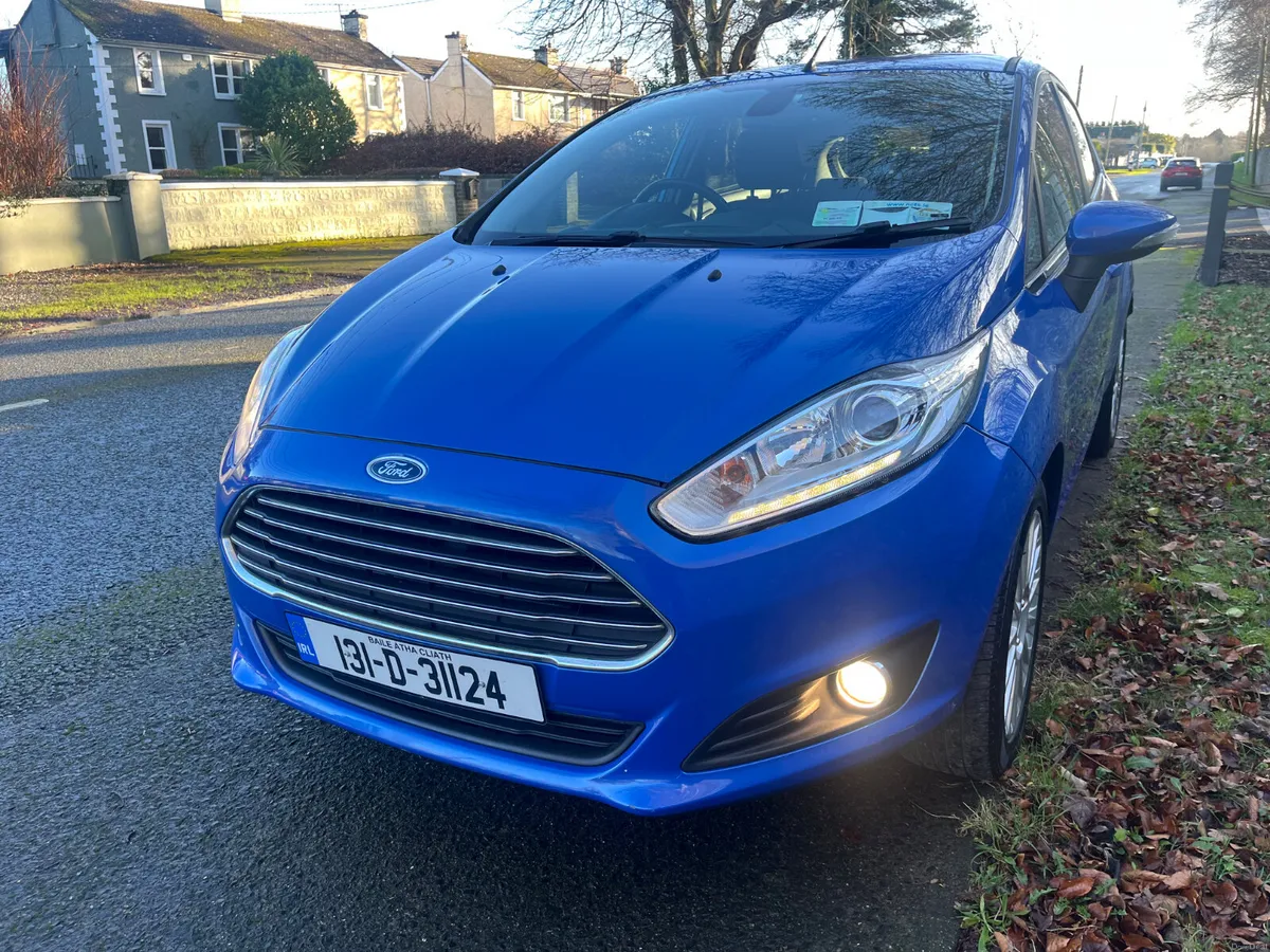 FORD FIESTA 1.0 TITANIUM 5DR - Image 4