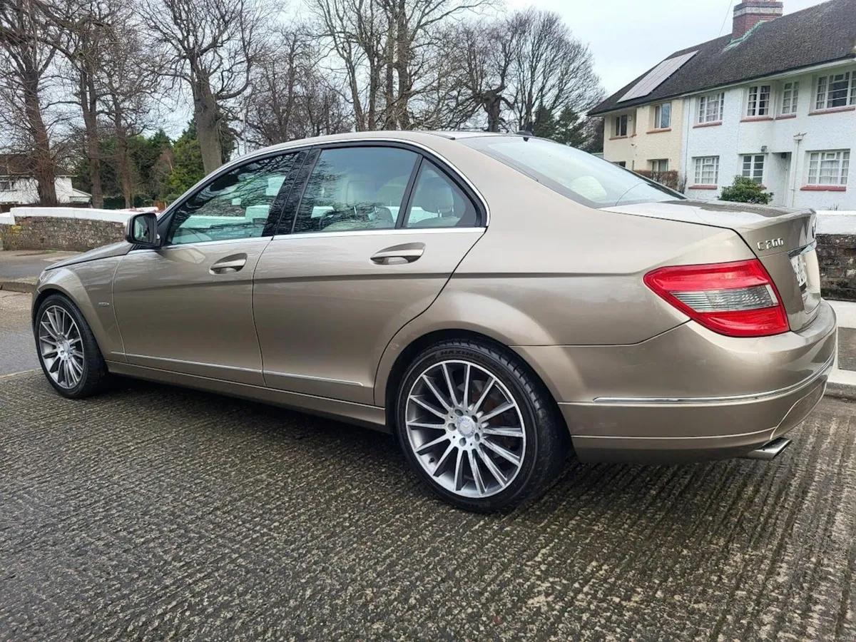 Mercedes C Class | Only 106,000m | HIGH SPEC - Image 4