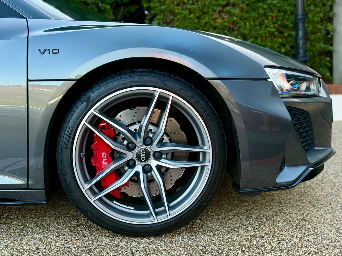 2021 Audi R8 V10 5.2 TFSI 570BHP QUATTRO - Image 4
