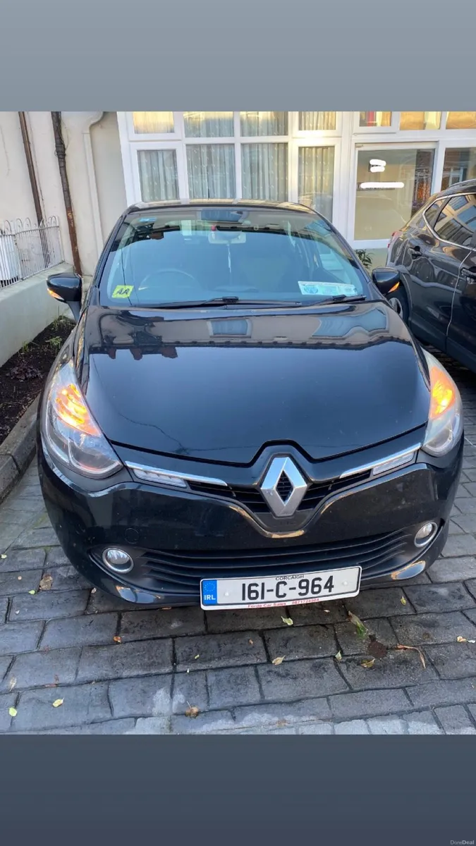2016 Renault Clio - Image 1