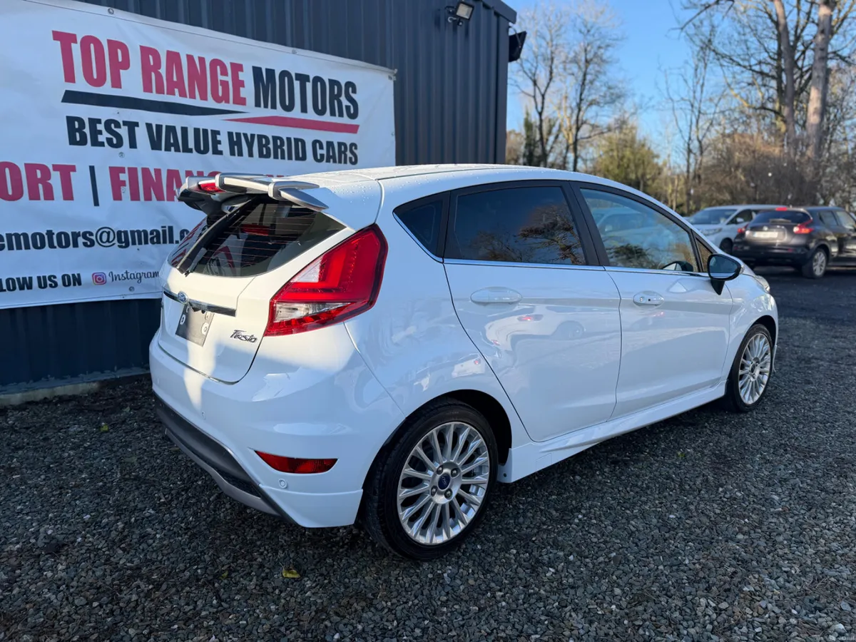 Ford Fiesta **2015  low Milage - Image 4
