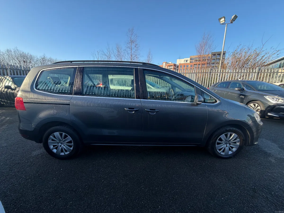 Volkswagen Sharan 2.0 TDI 7 seater - Image 3