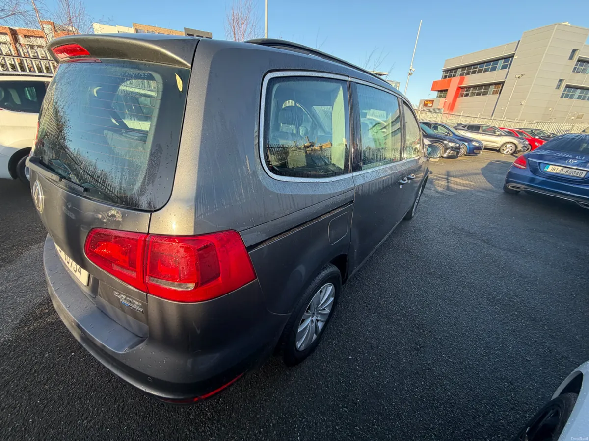 Volkswagen Sharan 2.0 TDI 7 seater - Image 4
