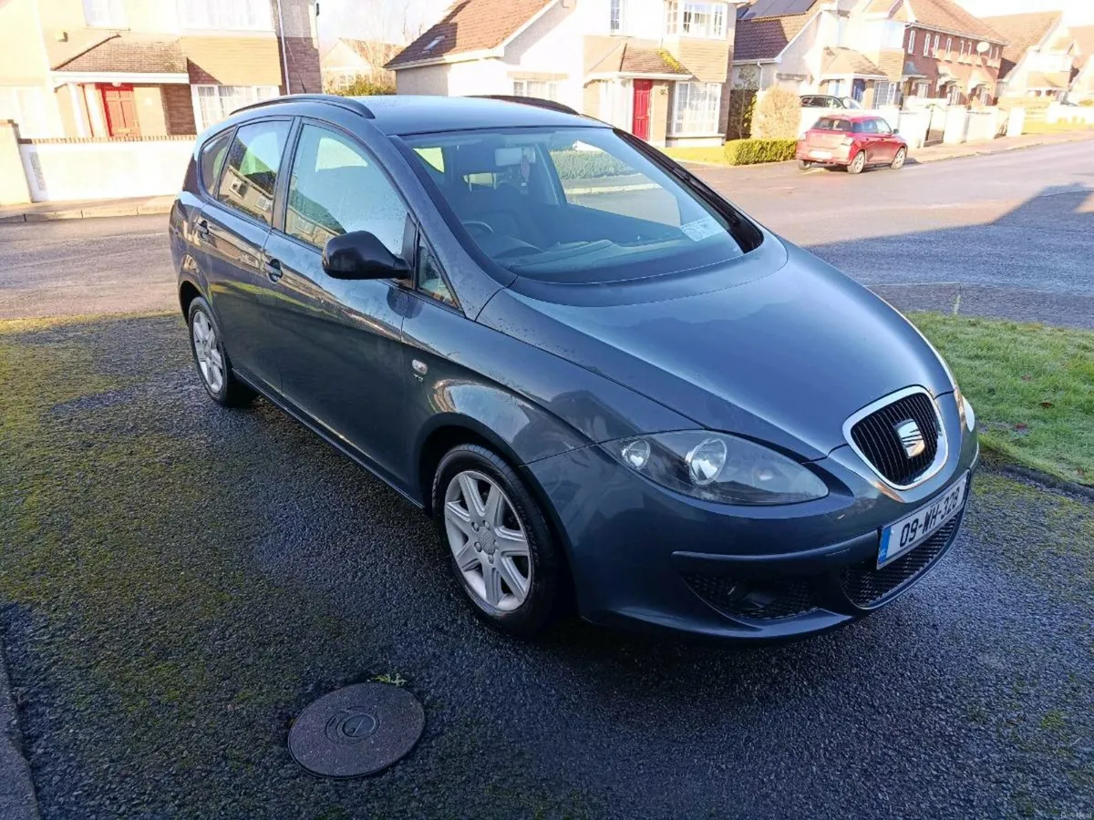Seat Altea XL petrol turbo - Image 1