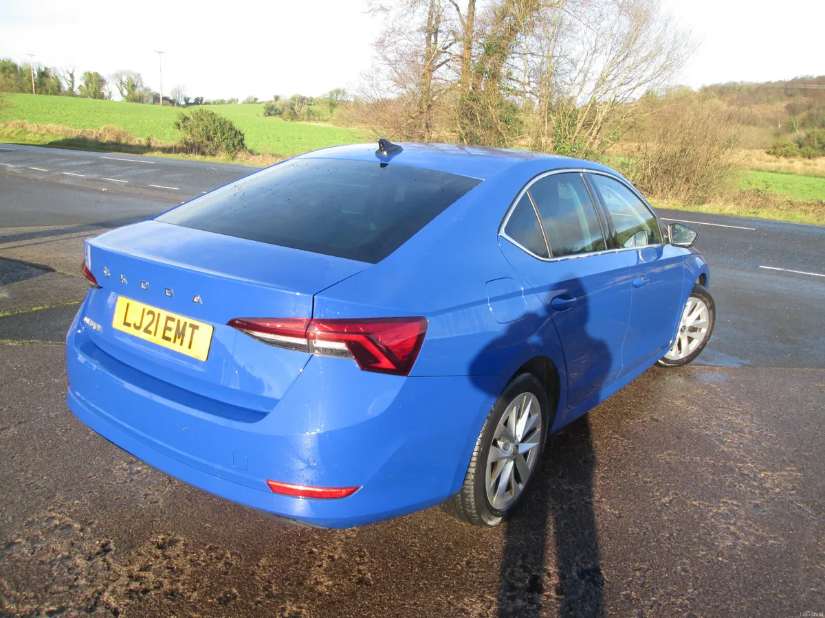 2021  SKODA  OCTAVIA  2.0  TDI  116  SEL  5DR - Image 4