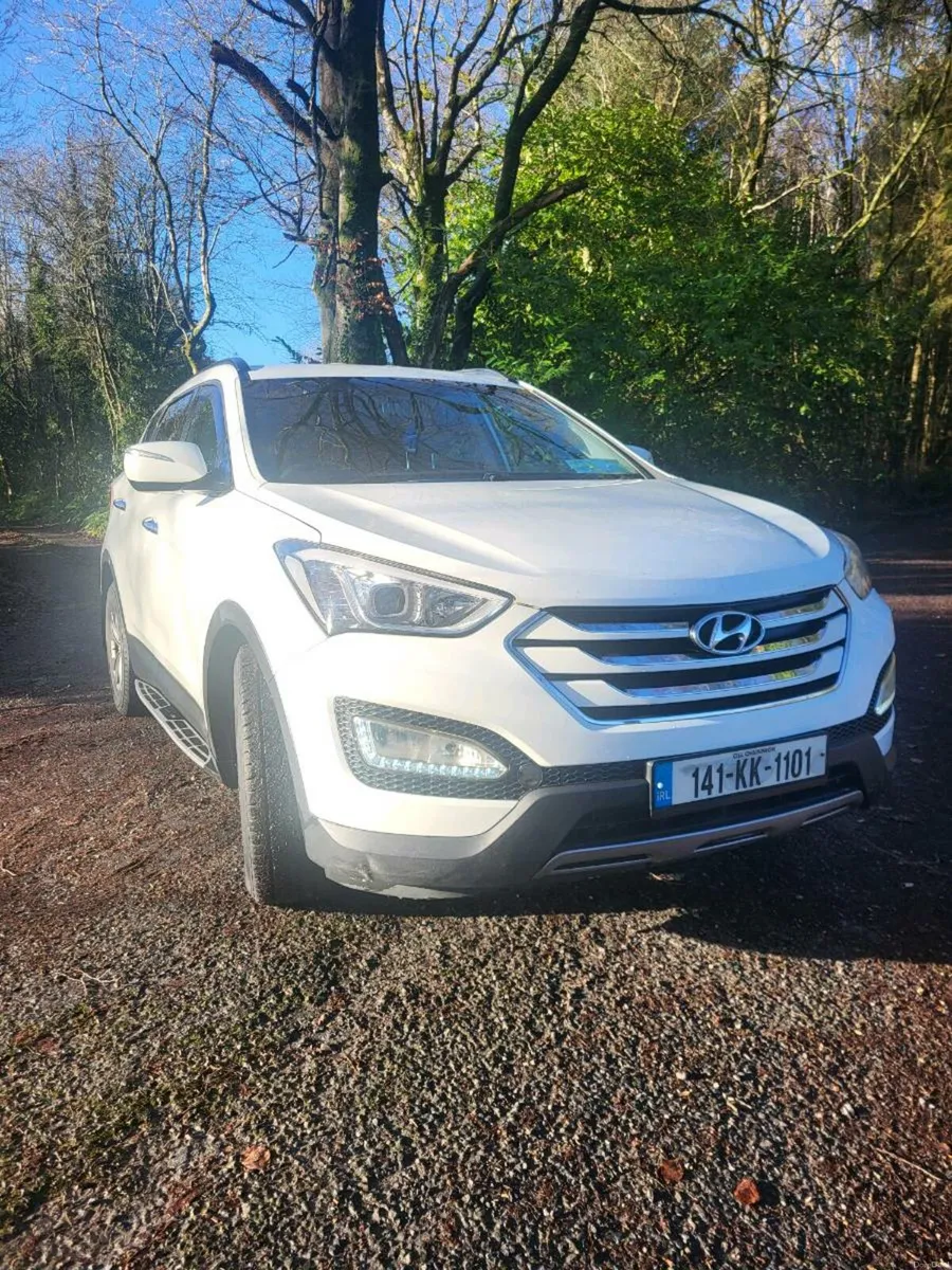 Hyundai Santa Fe - Image 1