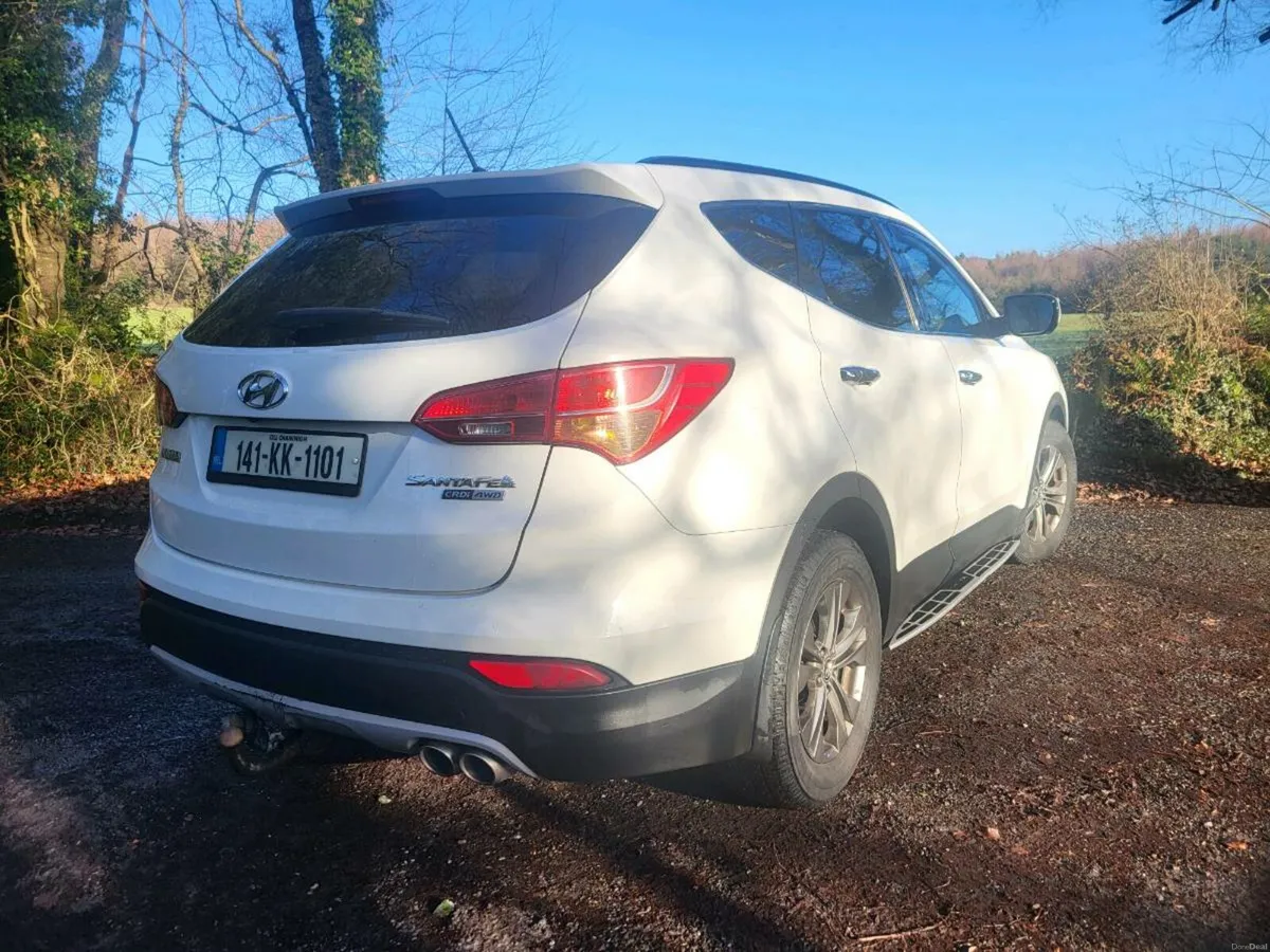 Hyundai Santa Fe - Image 2