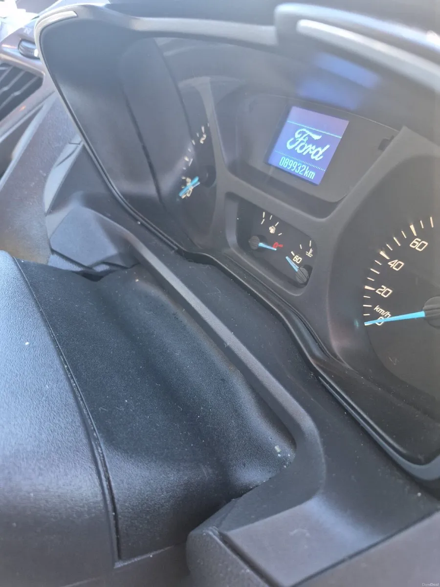 Ford Tourneo 2017 - Image 3