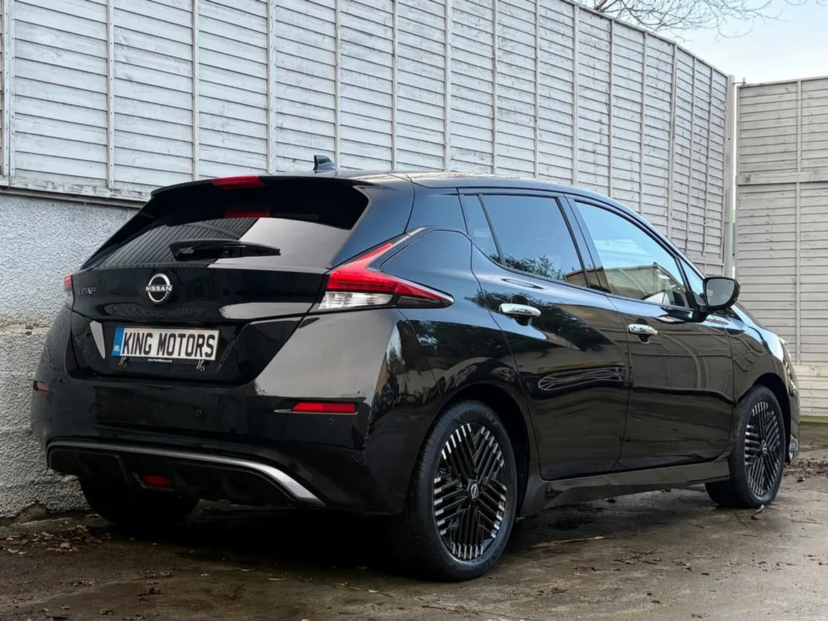 Nissan Leaf 2024 N-CONNECTA / APPLE & ANDROID AUTO - Image 3