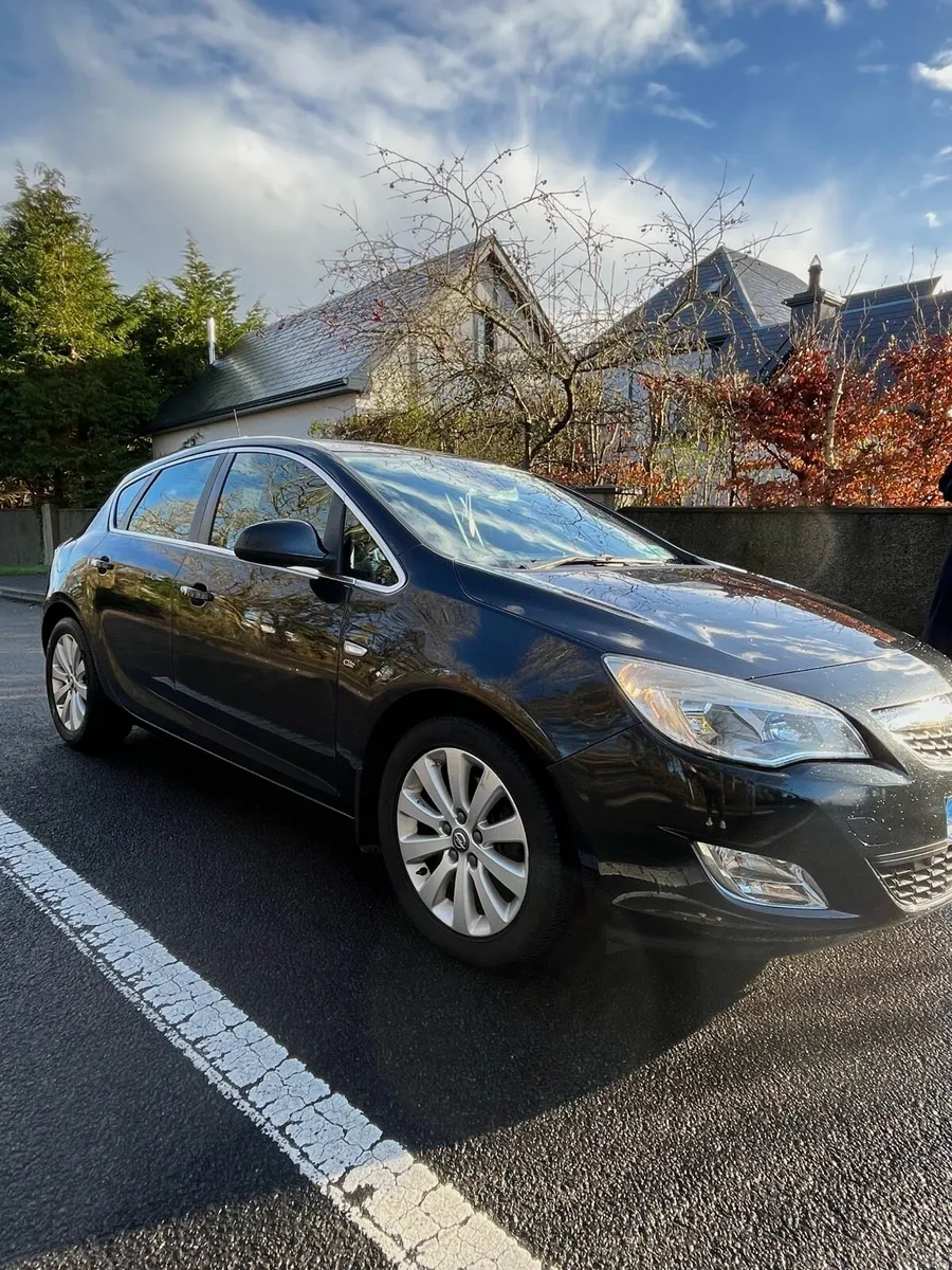 Opel Astra CDTI 1.7L Diesel - Image 3