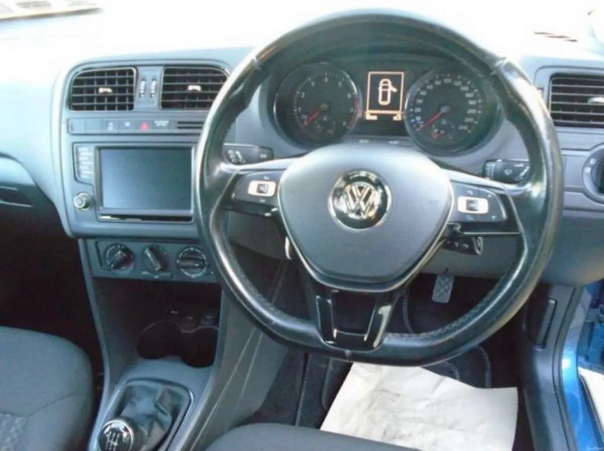 Volkswagen Polo 2017 Manual 1.0 - Image 2
