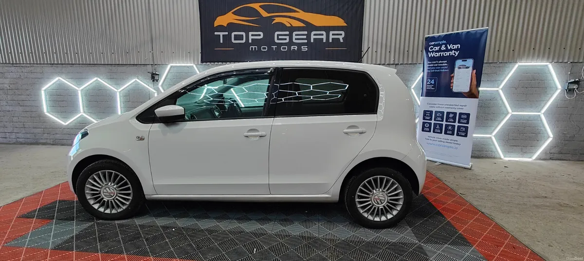 2016 VW Up 5 doors- Finance available - Image 4
