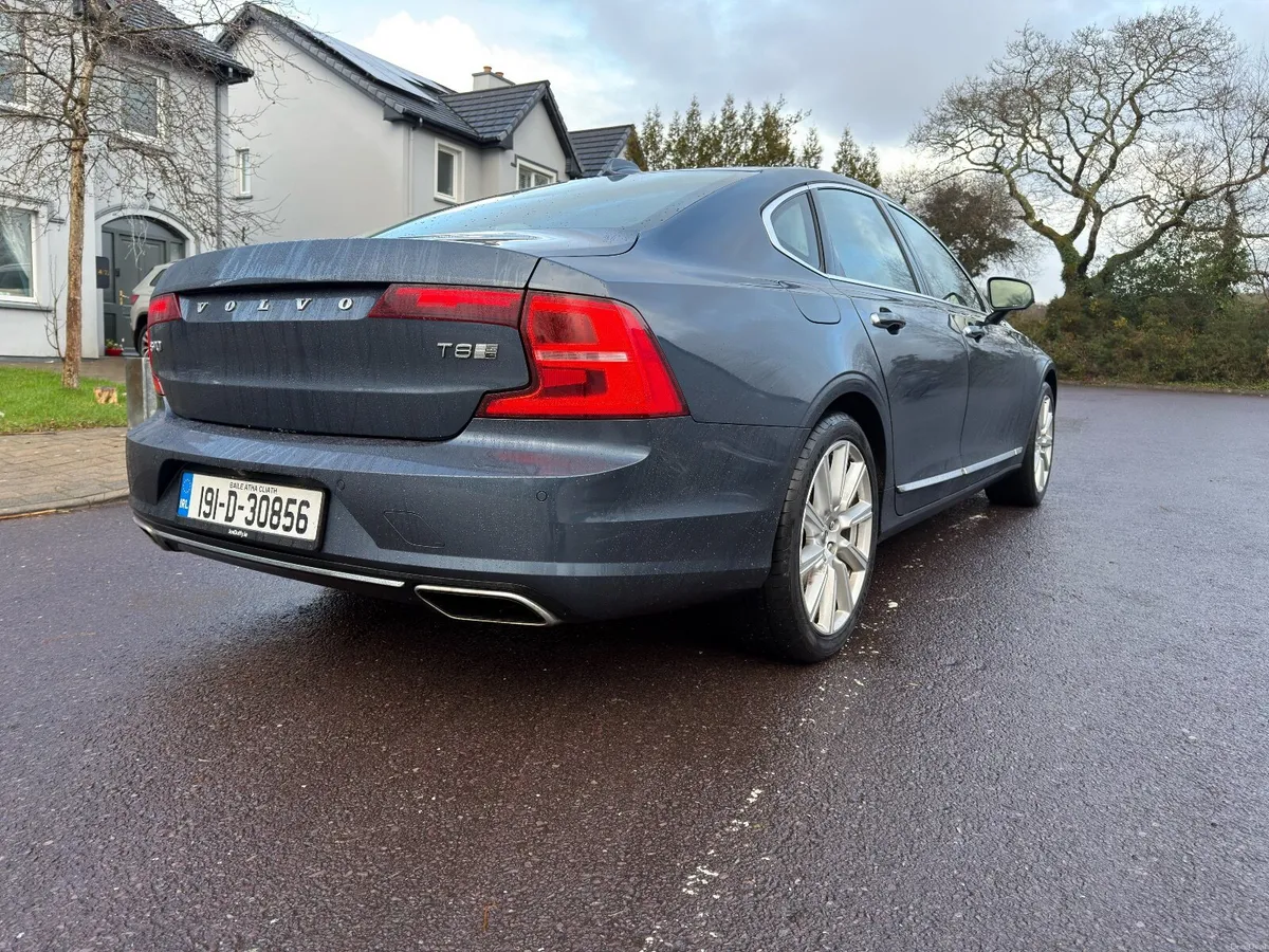 Volvo S90 T8 Inscription - Image 2
