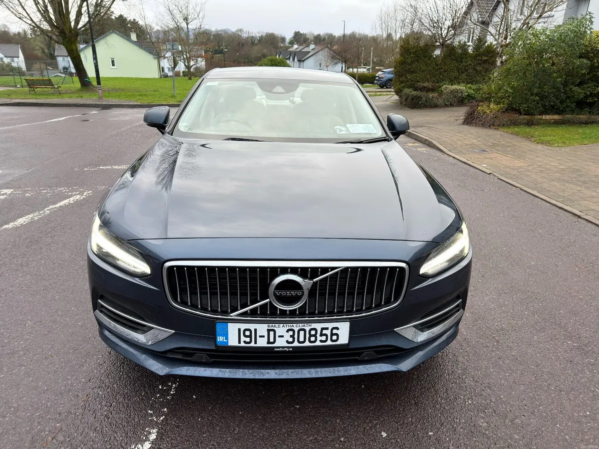 Volvo S90 T8 Inscription - Image 4