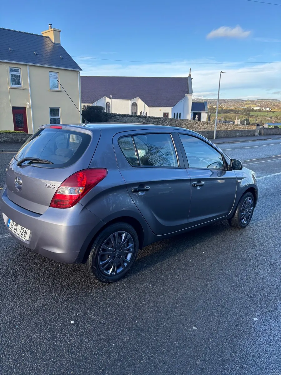 Hyundai i20 2012 - Image 4