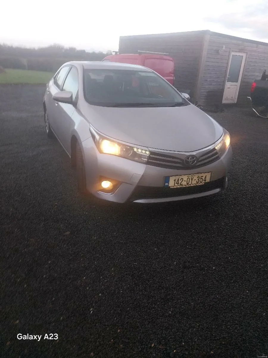 Toyota corolla - Image 1