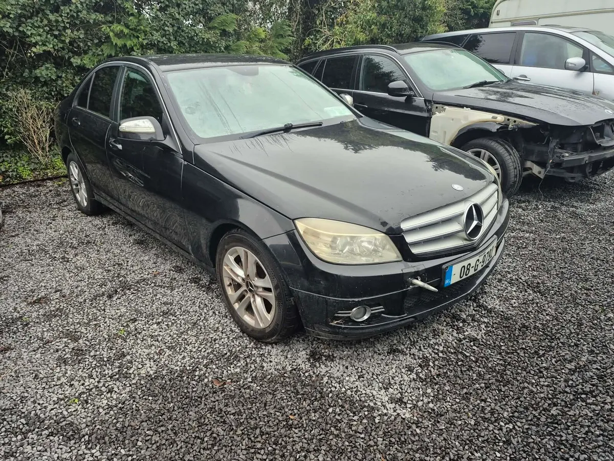 Mercedes benz c200 - Image 1