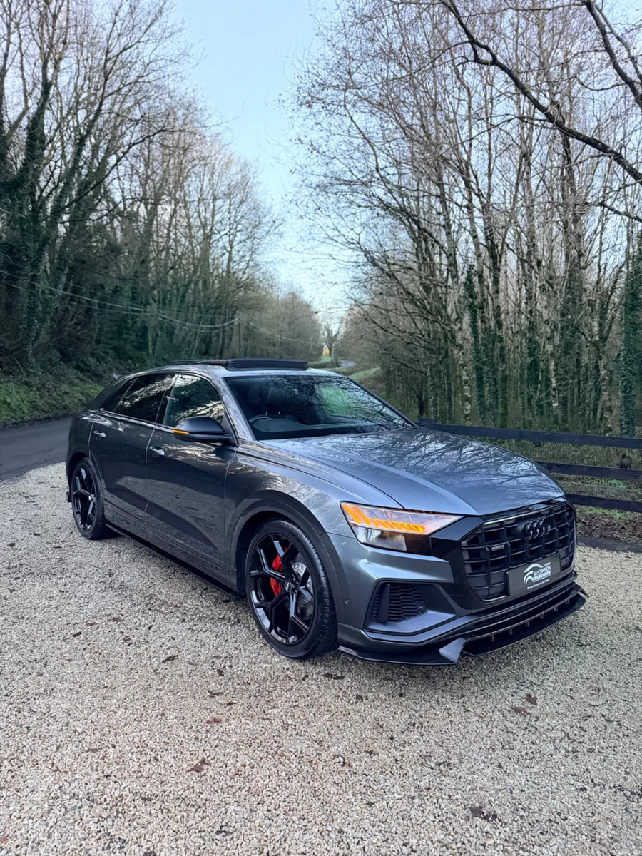 2021 (212) Audi Q8 55 TFSI e Black Edition Quattro