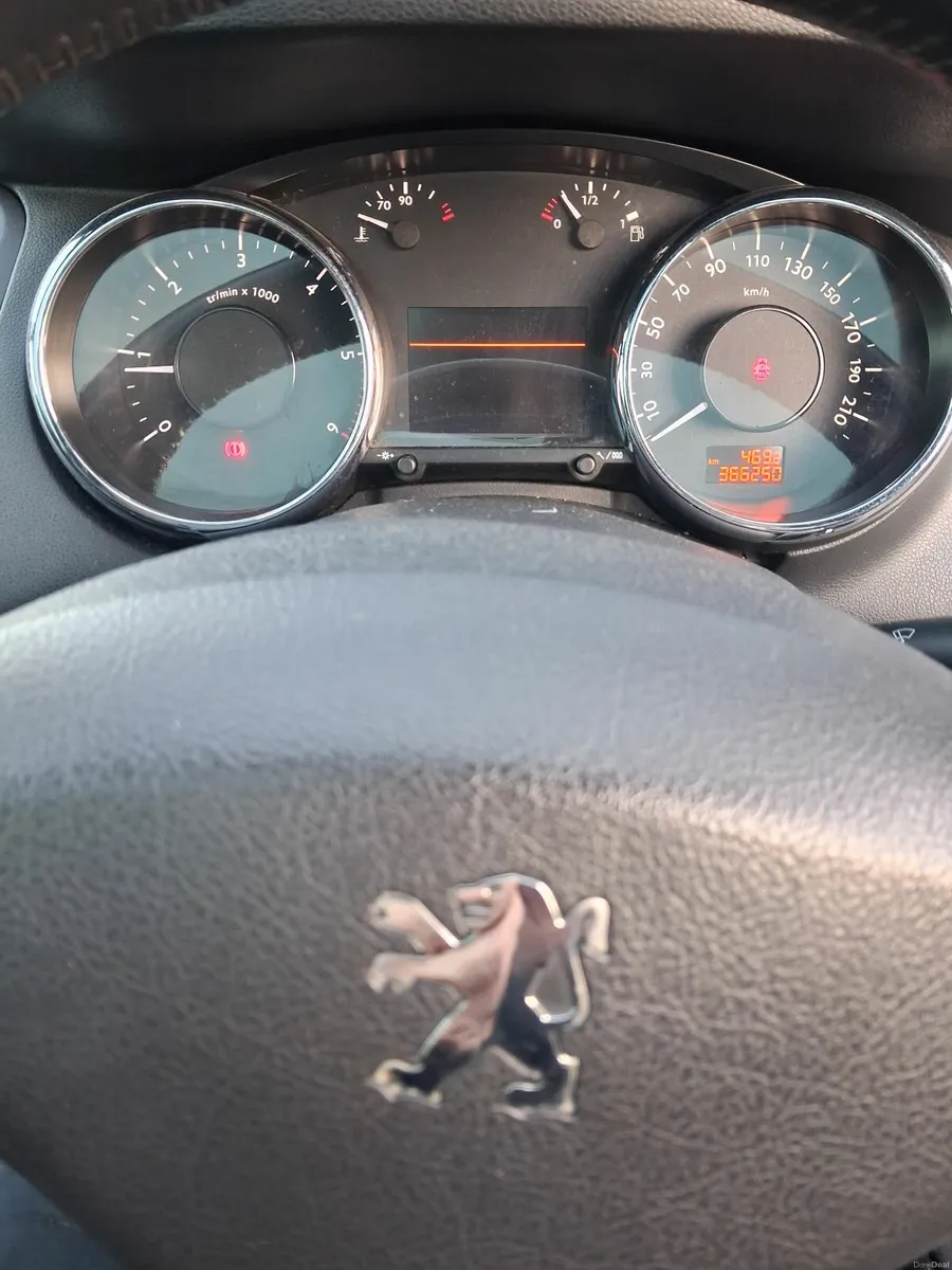 Peugeot 5008 - Image 3