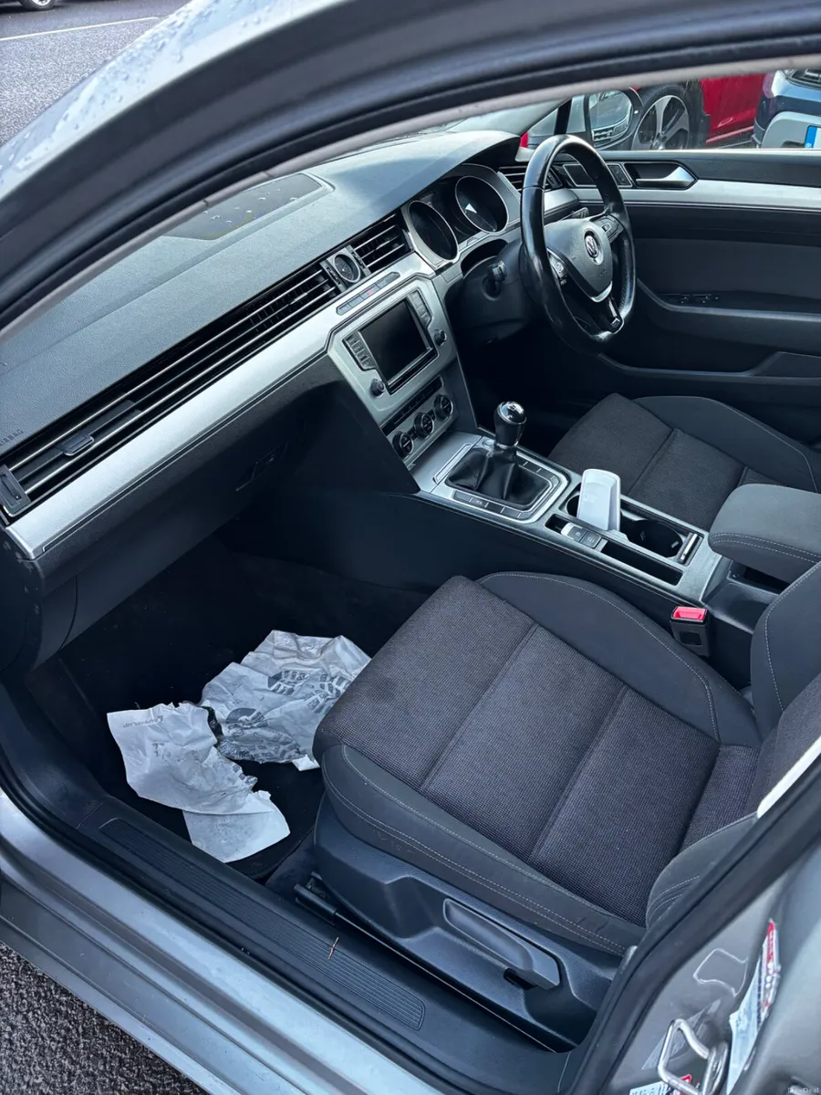 Volkswagen Passat 2015 se Bluemotion - Image 6